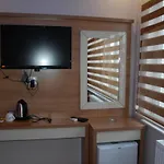 Hotel Goeznur *